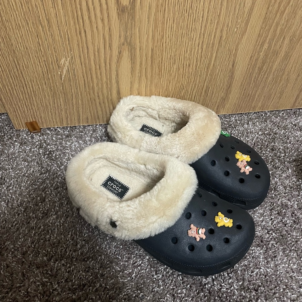 Rare fur lined crocs